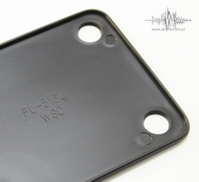 Plastikowa podkładka pod blachę do łączenia gryfu z korpusem