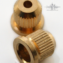 Tuleja do montażu strun przez korpus (dół)