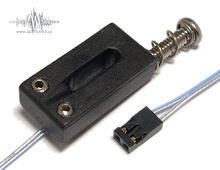 Komplet kostek piezo, most. stały/tremolo typu strat offset.